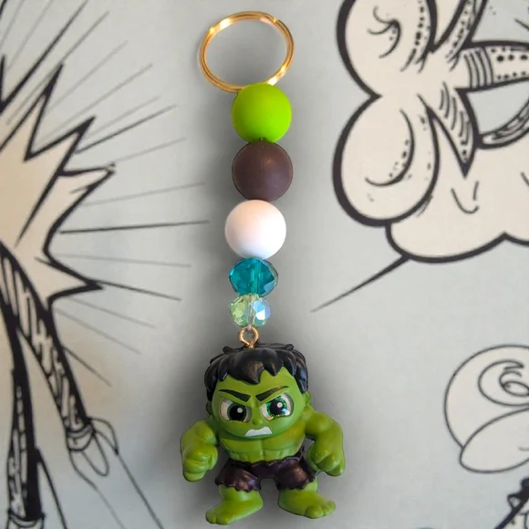 Handmade Hulk Smash Keychain - Picture 1 of 4